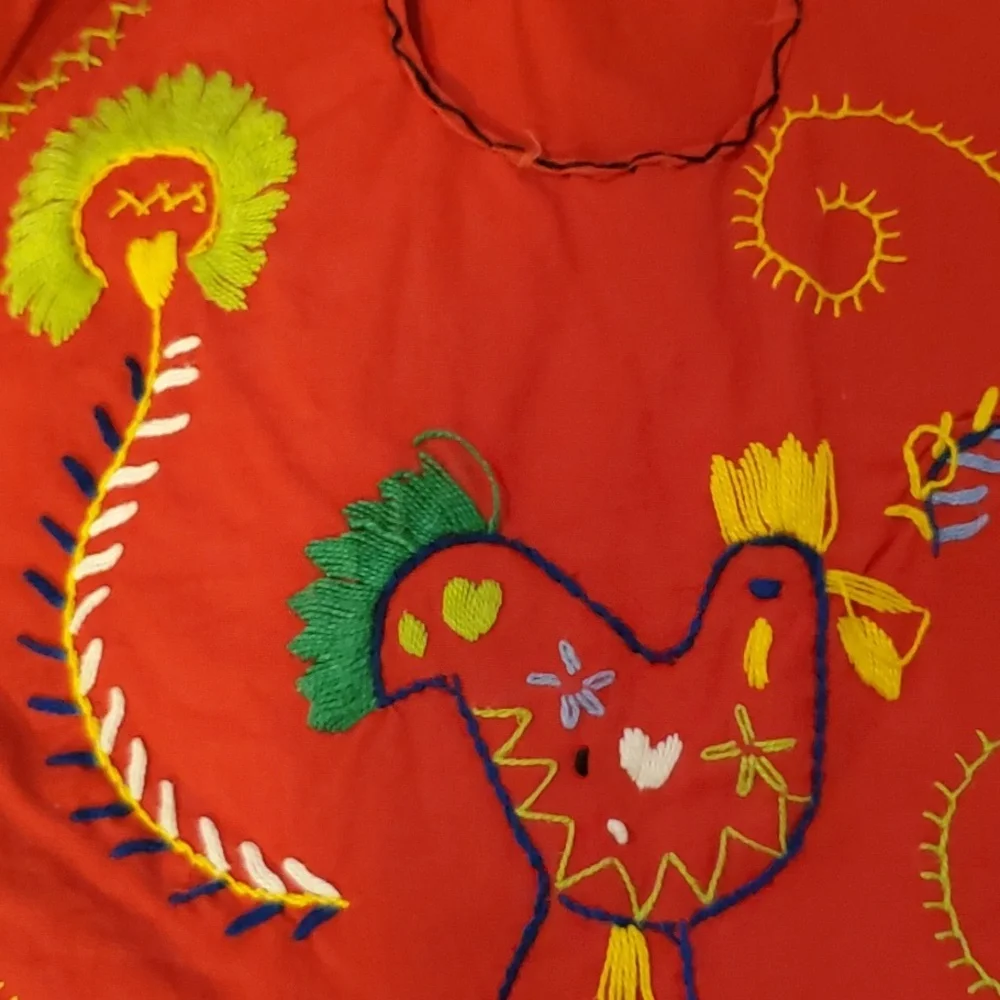 Vintage Hand Embroidered Portugal Half Apron - Picture 9 of 10